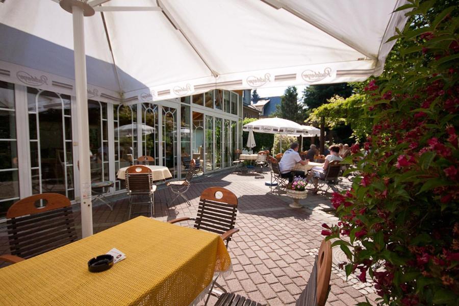 Land-Gut-Hotel Zur Lochmuehle 페니그 외부 사진