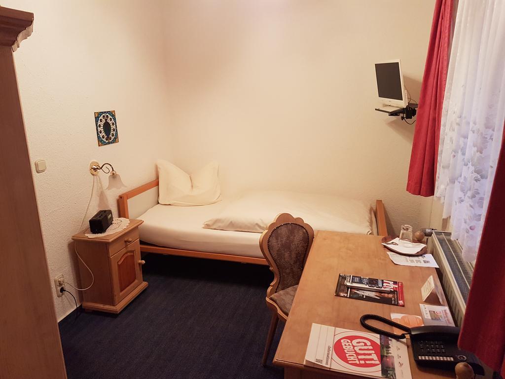 Land-Gut-Hotel Zur Lochmuehle 페니그 외부 사진